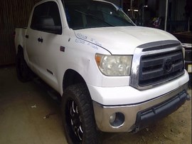 2013 TOYOTA TUNDRA, SR5 MODEL, CREW CAB, 5.7L, AT, 2WD,  Z25208